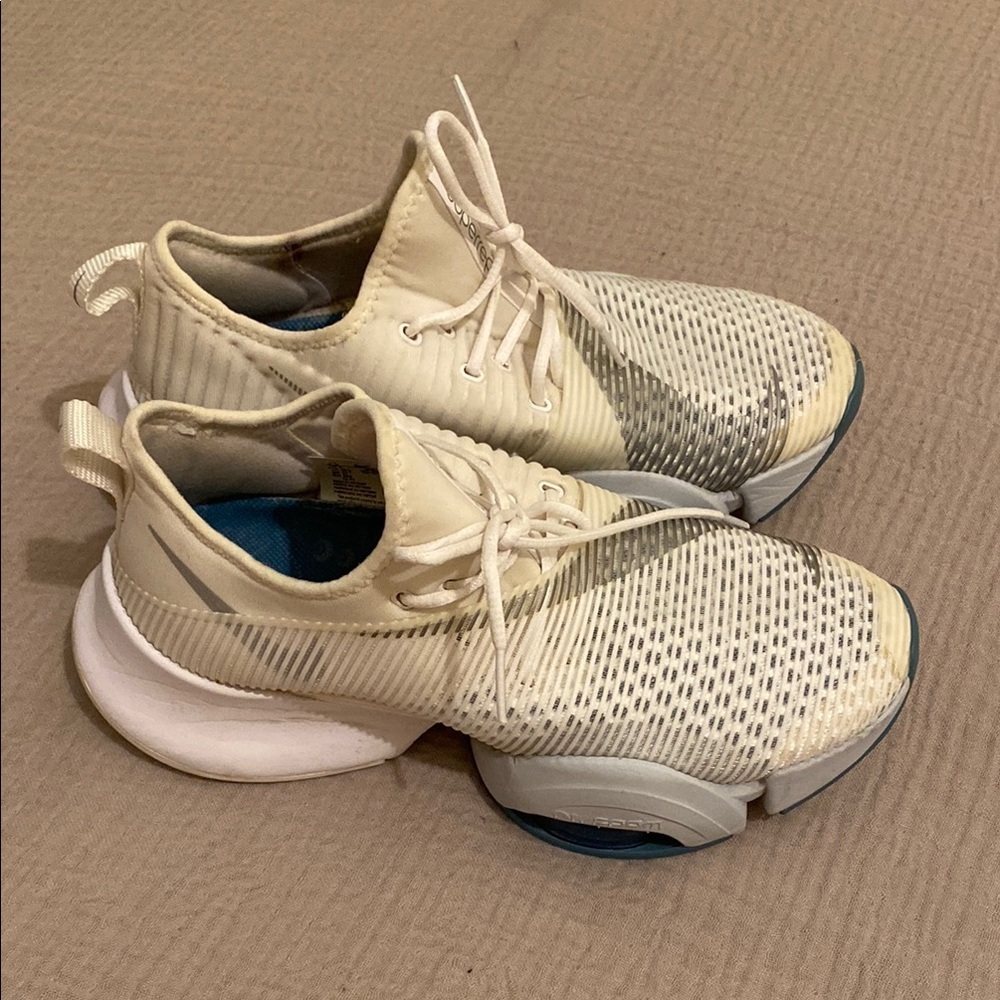 NIKE SUPERREP Off-White and Light Gray Running Shoes. Size 7.5 - Picture 2 of 13